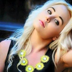 Meet your Posher, Karissa